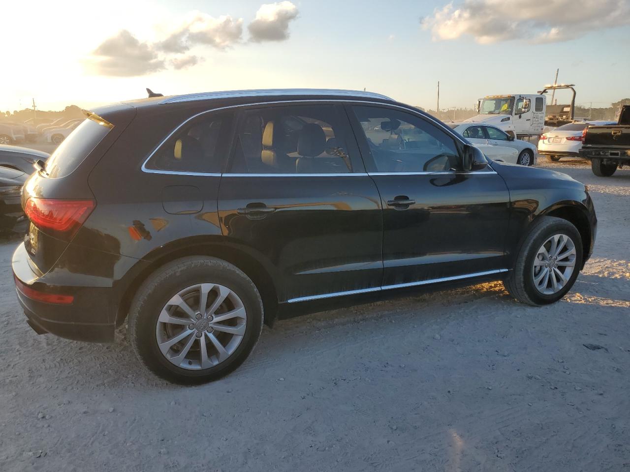 Audi Q5 Premium Plus Image 8