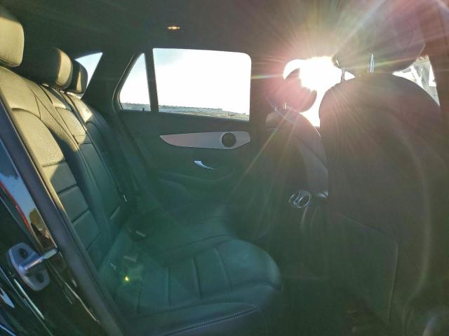 Mercedes-Benz GLC 300 Image 8