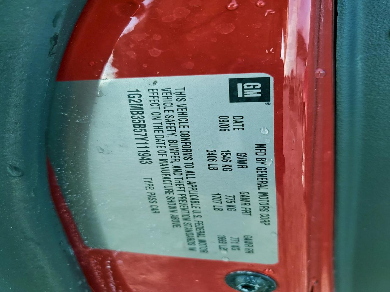 Pontiac Solstice Image 11