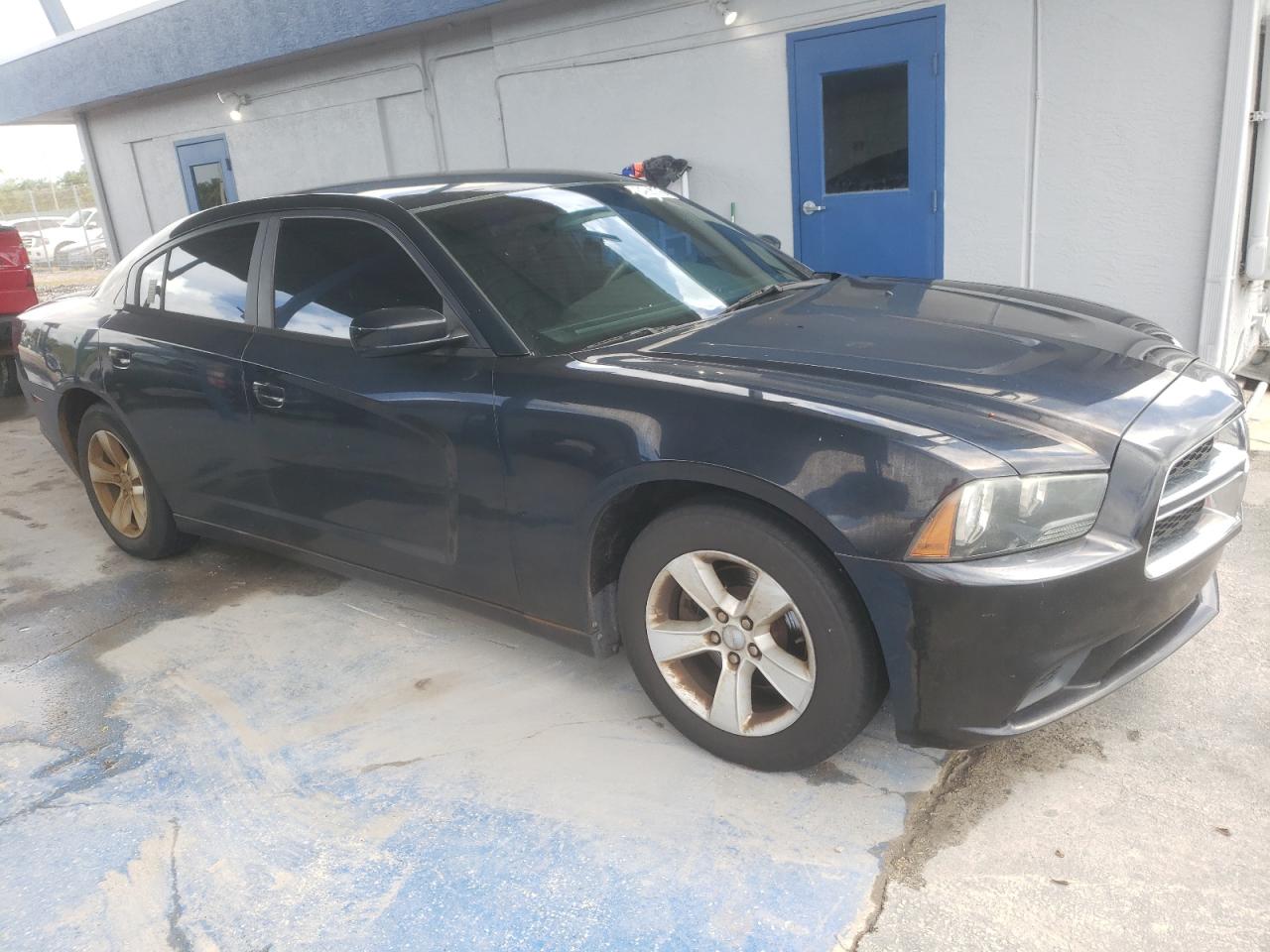 Dodge Charger Se Image 8