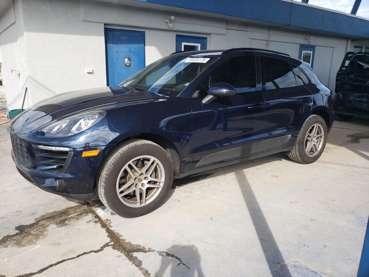 Porsche Macan Image 1