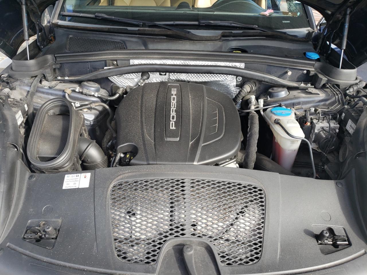 Porsche Macan Image 2