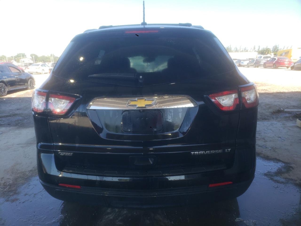 Chevrolet Traverse Lt Image 9