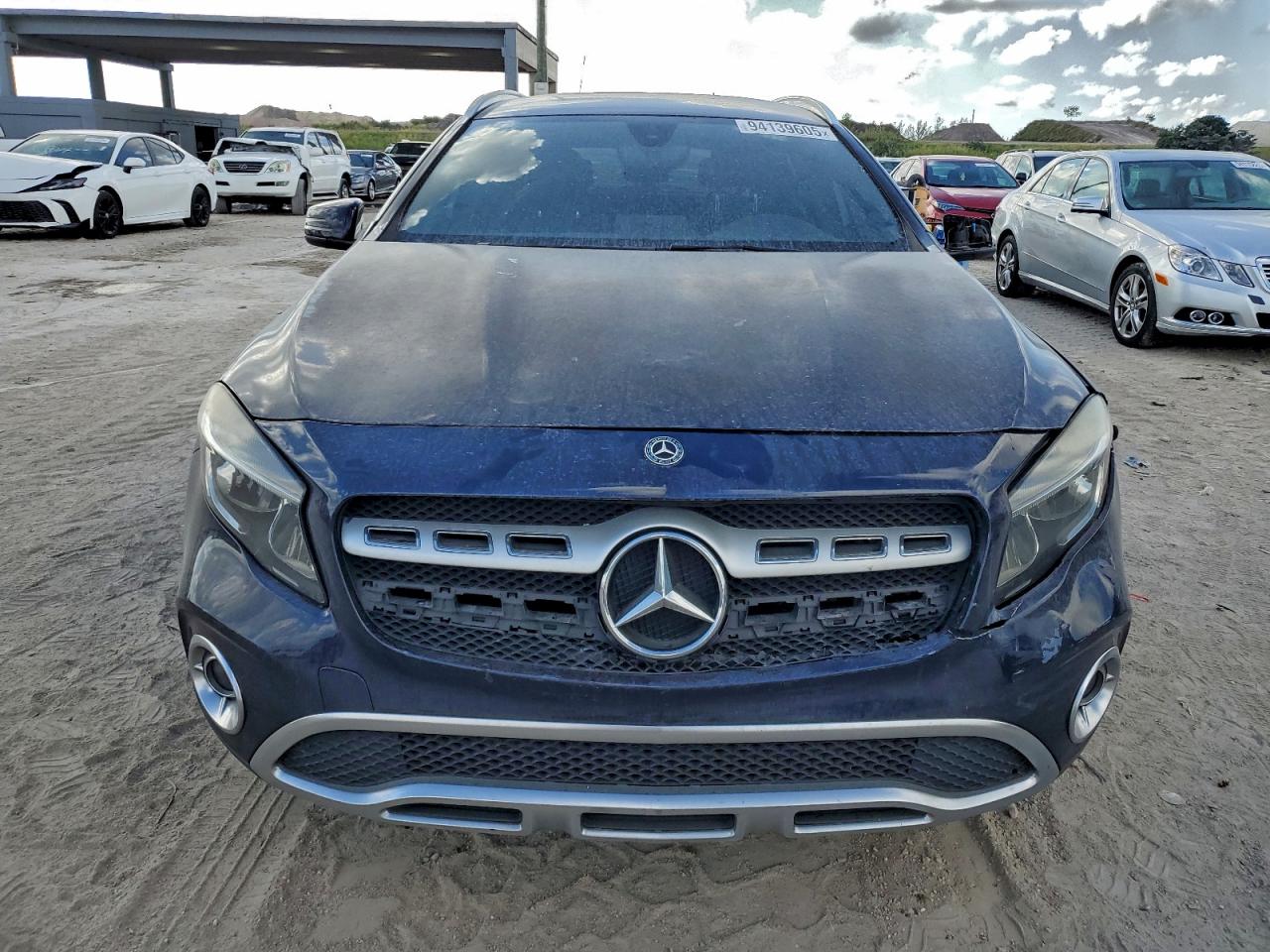 Mercedes-Benz GLA 250 Image 10