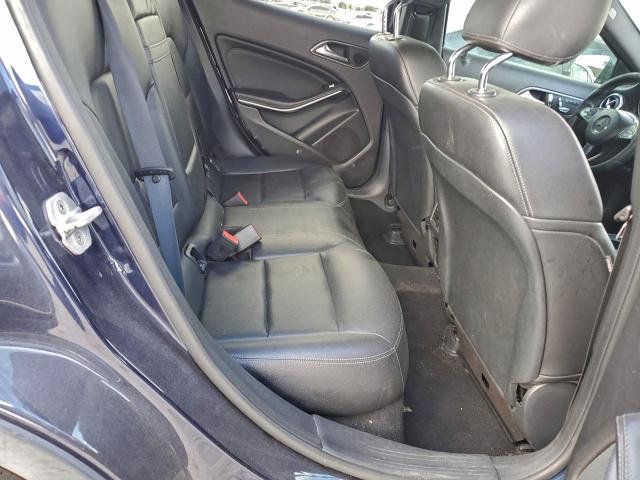 Mercedes-Benz GLA 250 Image 11