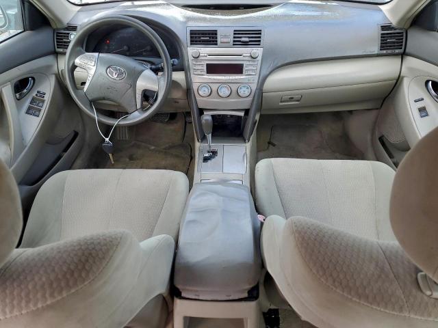 Toyota Camry Base Image 5
