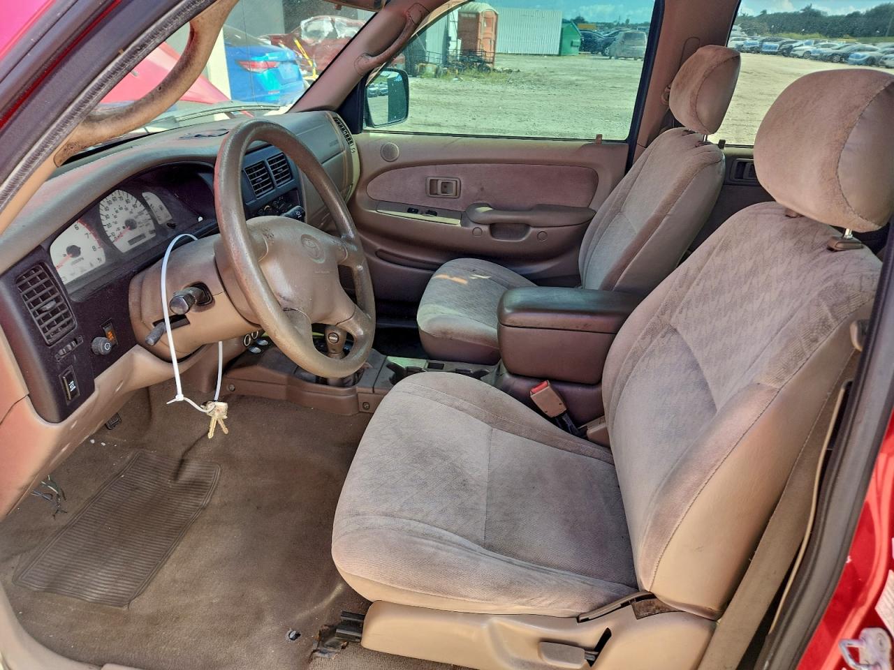 Toyota Tacoma Double Cab Image 10