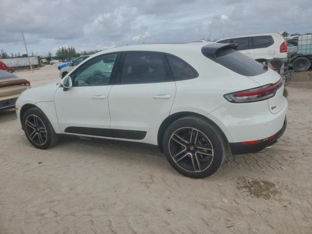 Porsche Macan Image 2