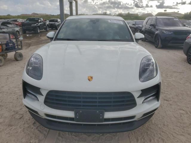 Porsche Macan Image 3