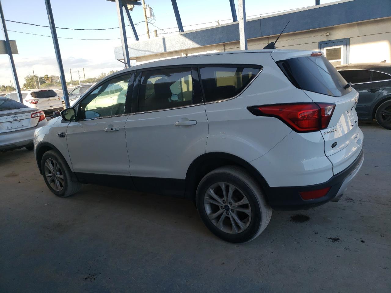 Ford Escape Se Image 13