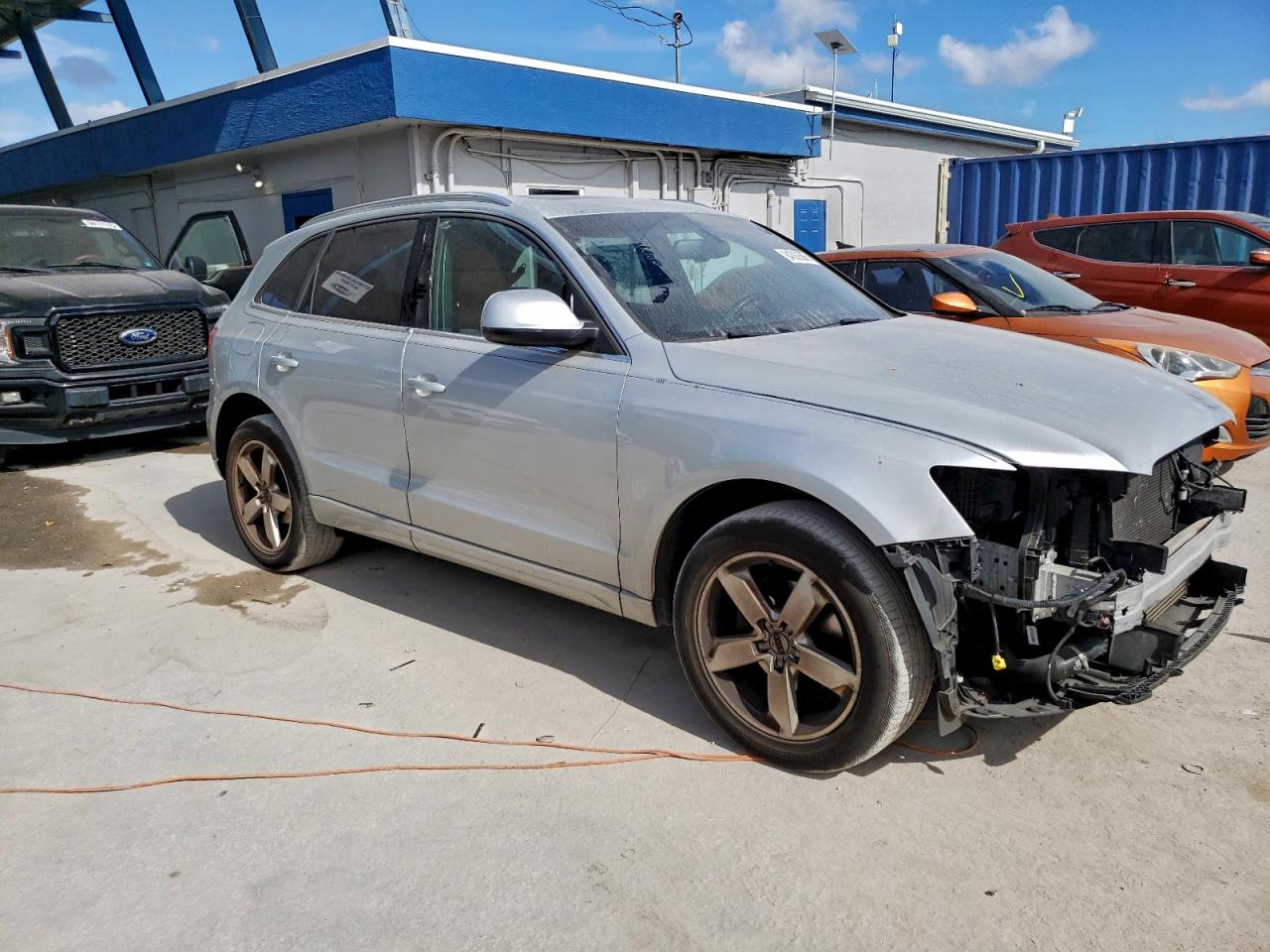 Audi Q5 Premium Plus Image 11