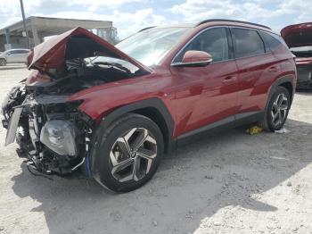  Salvage Hyundai TUCSON