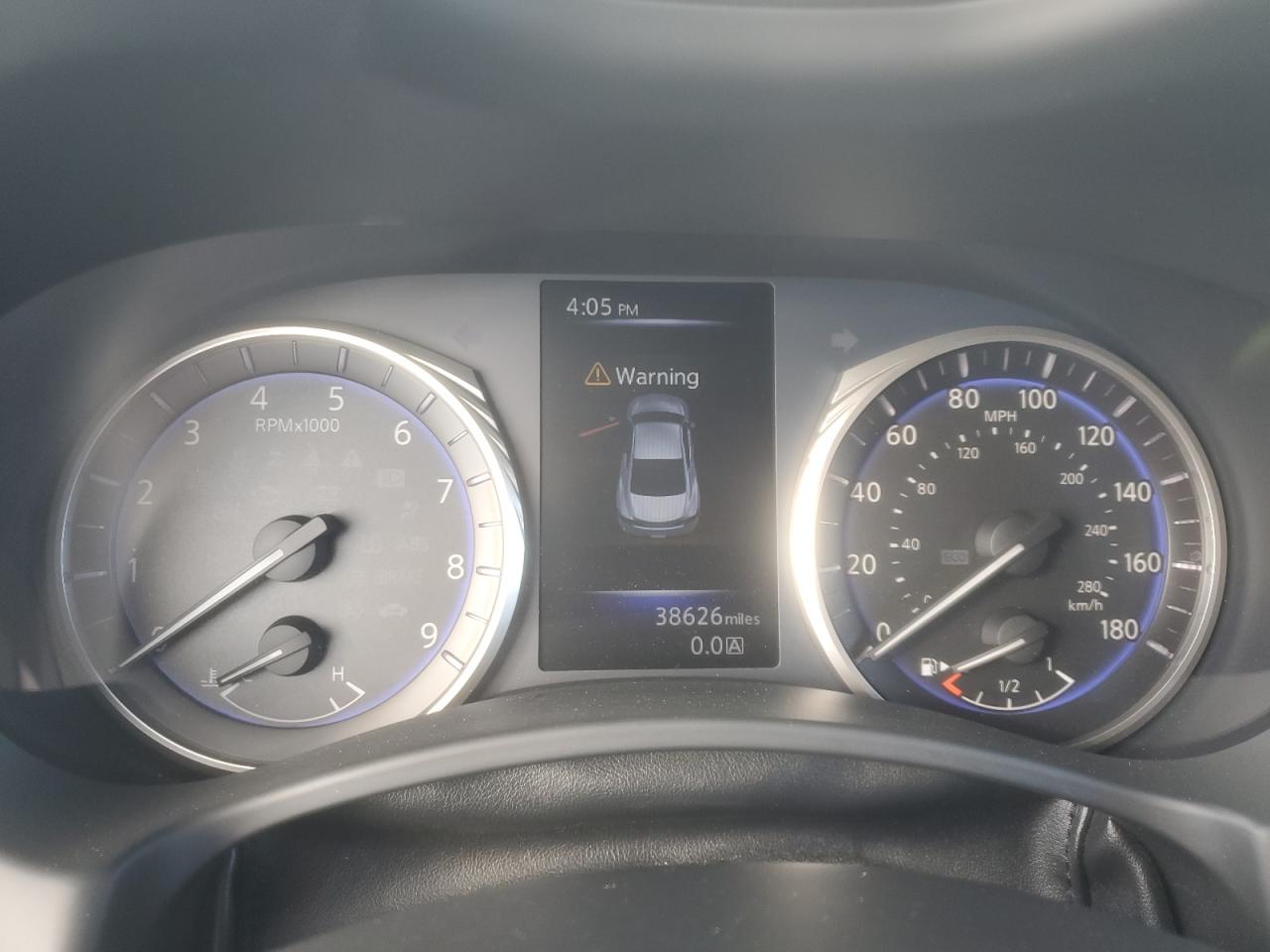 INFINITI Q60 Red Sport 400 Image 5