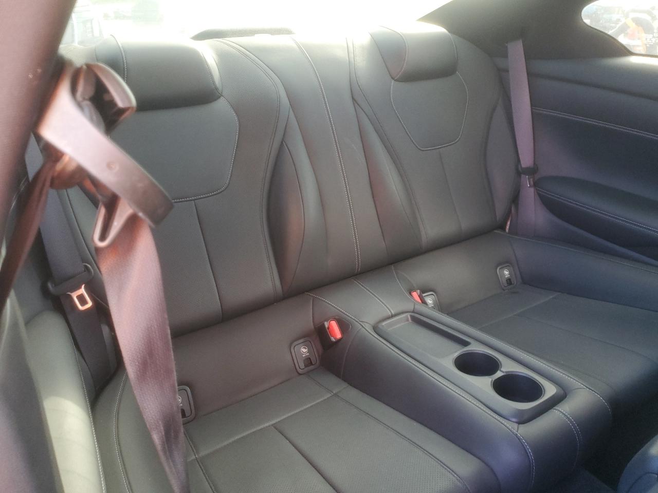 INFINITI Q60 Red Sport 400 Image 11