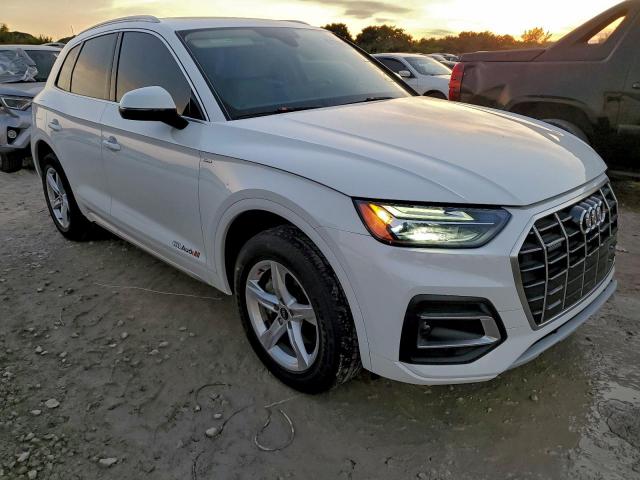 Audi Q5 Premium Image 11