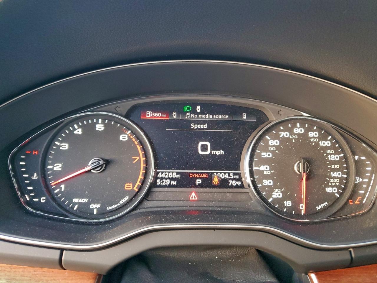 Audi Q5 Premium Image 10