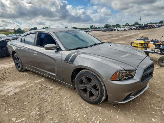 Dodge Charger Se Image 2