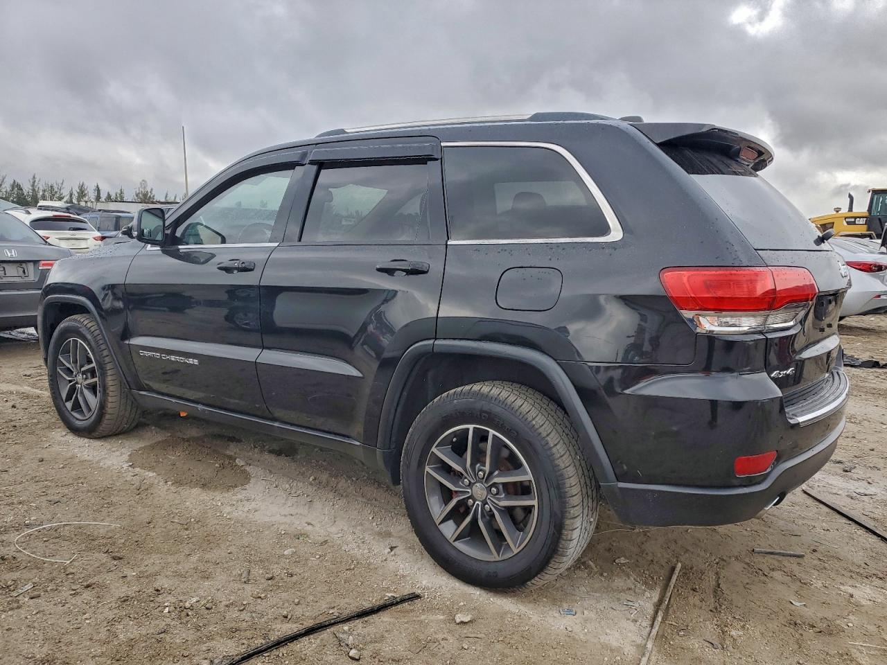 Jeep Grand Cherokee Limited Image 12
