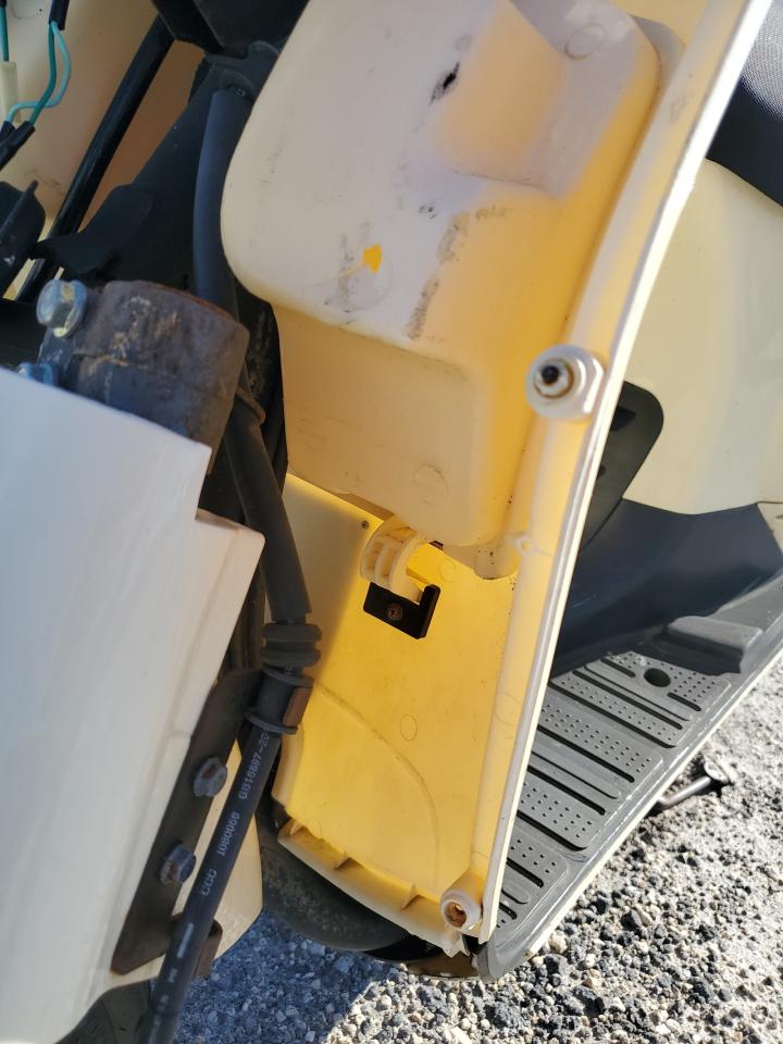 Gene Scooter Image 2