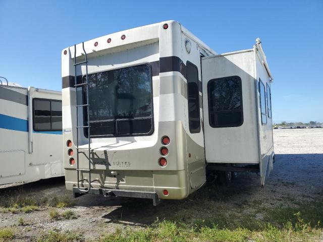 Mobi Trailer Image 6