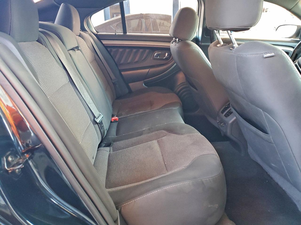 Ford Taurus Sel Image 9