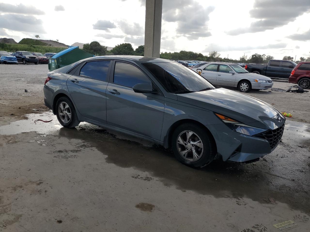 Hyundai ELANTRA Se Image 2