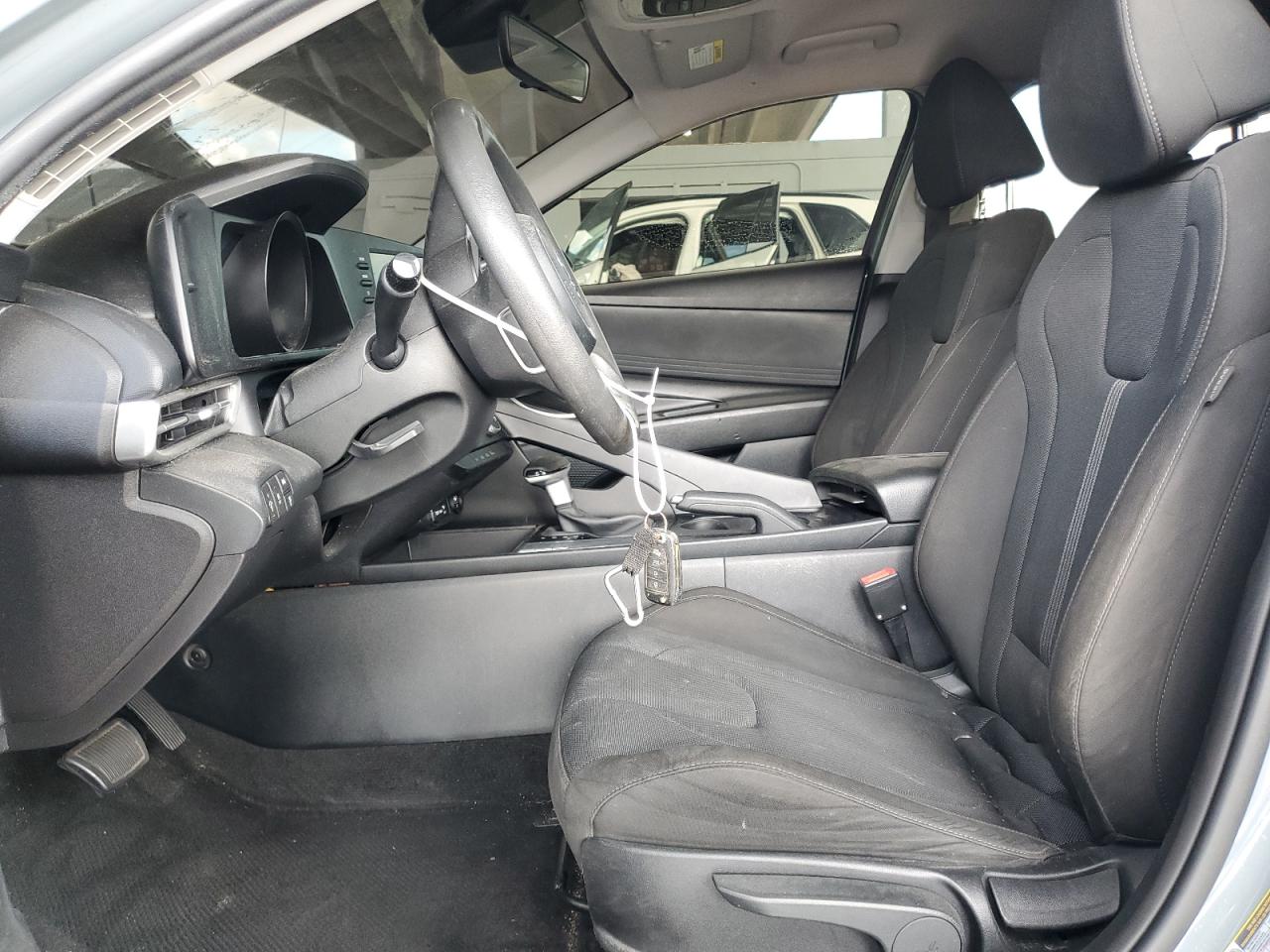 Hyundai ELANTRA Se Image 9