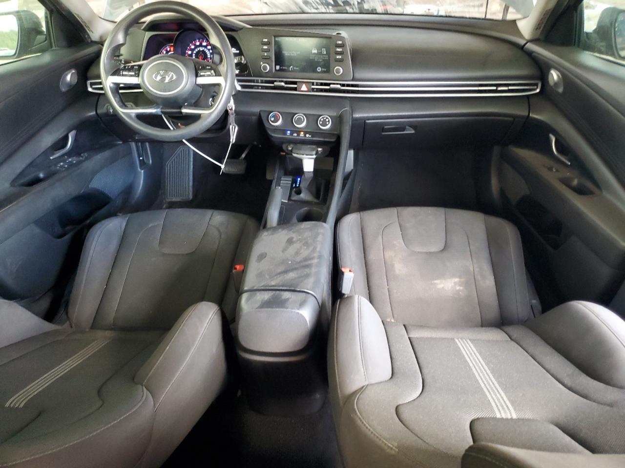 Hyundai ELANTRA Se Image 8