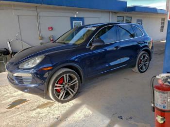 Salvage Porsche Cayenne