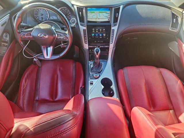 INFINITI Q60 Red Sport 400 Image 9