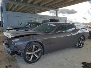  Salvage Dodge Challenger