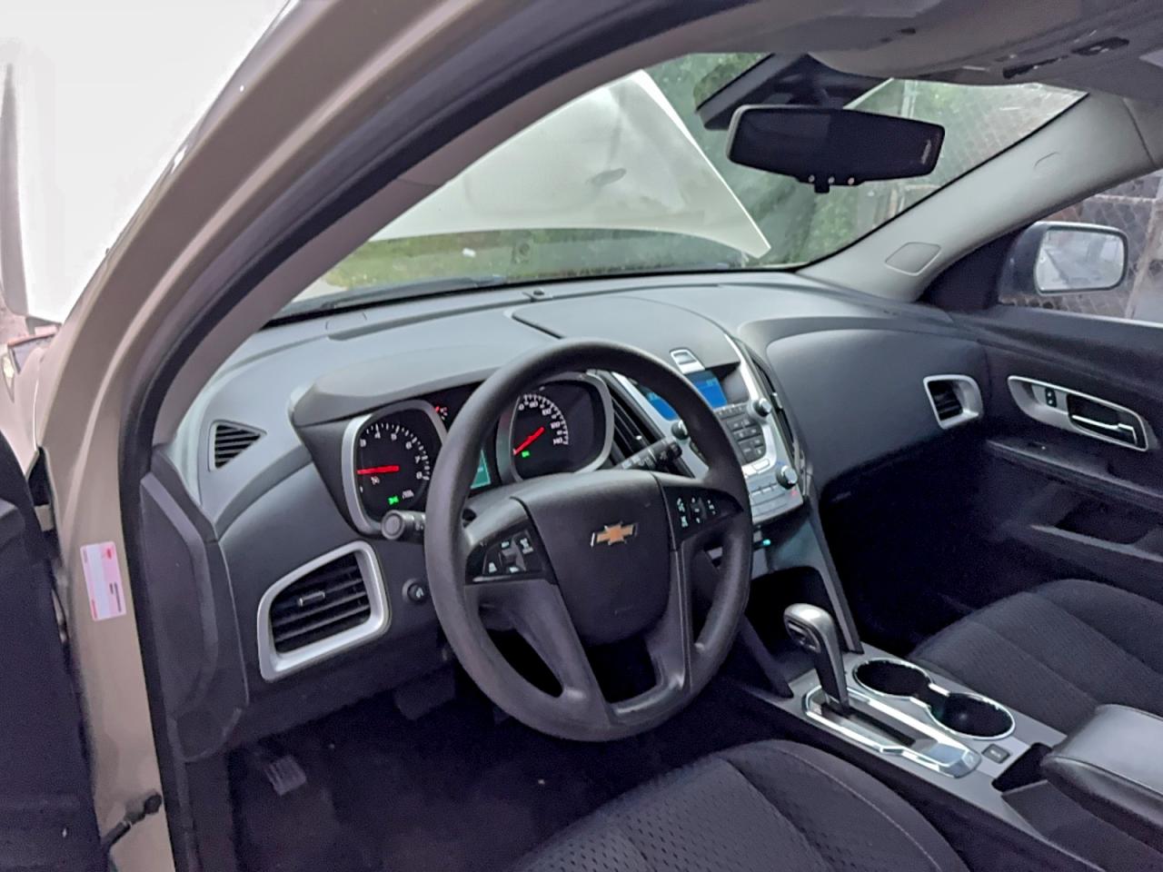 Chevrolet Equinox Ls Image 9