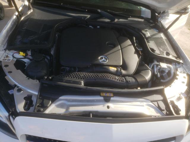 Mercedes-Benz C-Class 300 Image 4