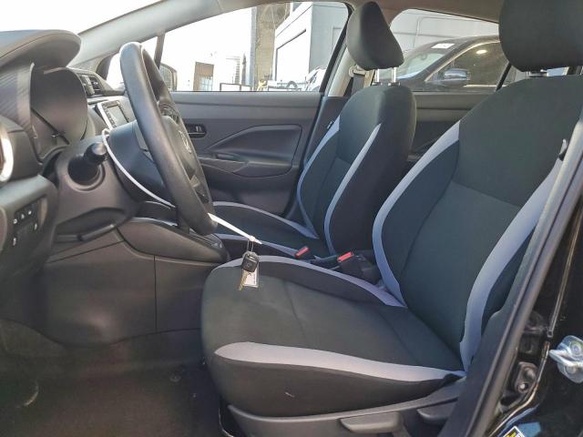 Nissan Versa S Image 10