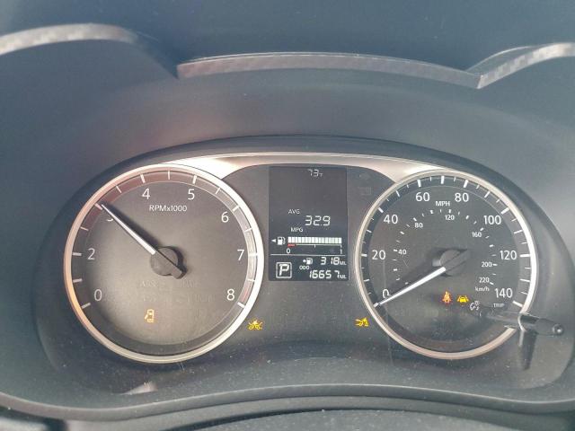 Nissan Versa S Image 9