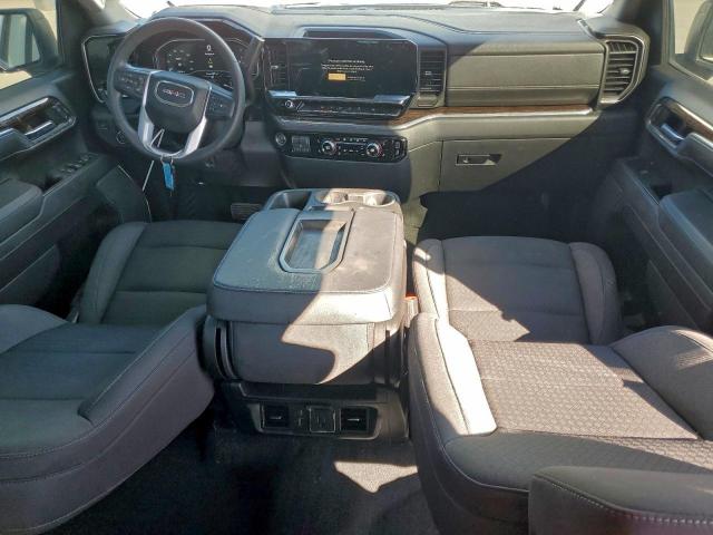 GMC Sierra C1500 Elevation Image 8