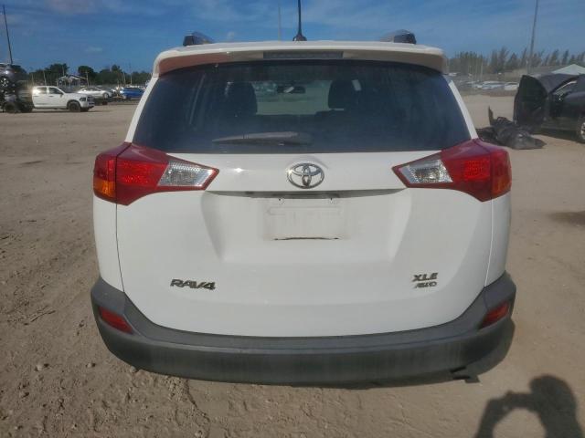 Toyota RAV4 Xle Image 6