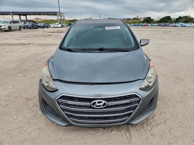 Hyundai ELANTRA Image 3