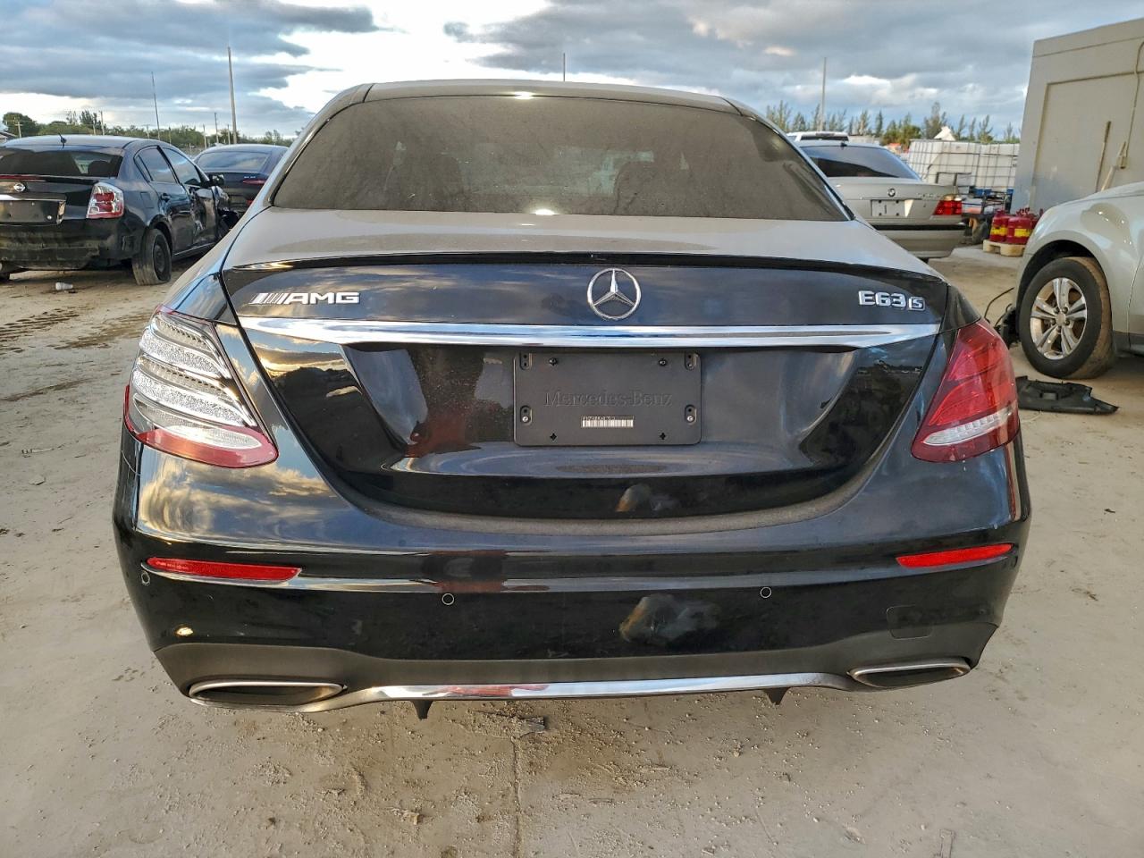 Mercedes-Benz E-Class 450 4matic Image 9