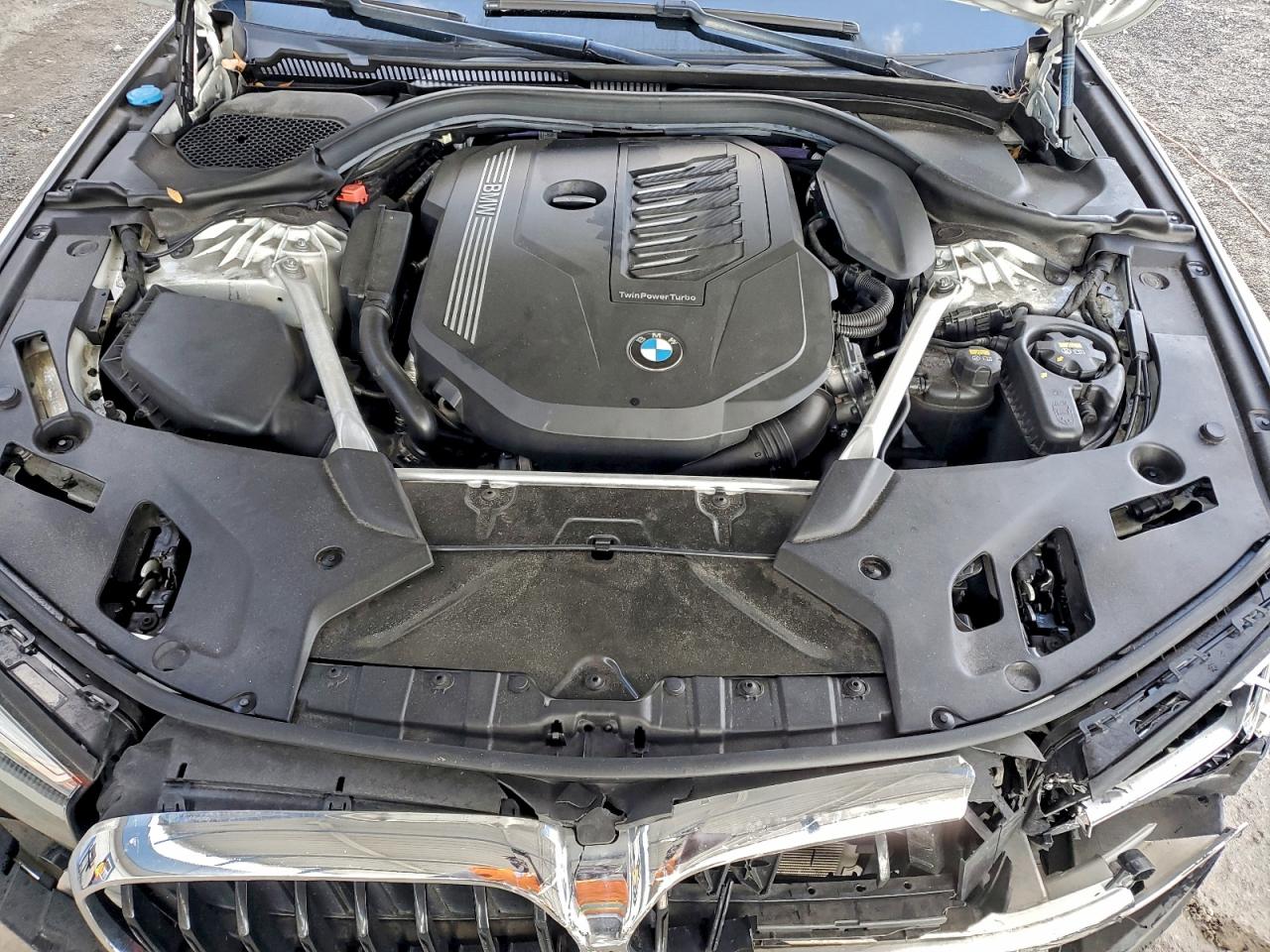 BMW 5 Series I Image 11