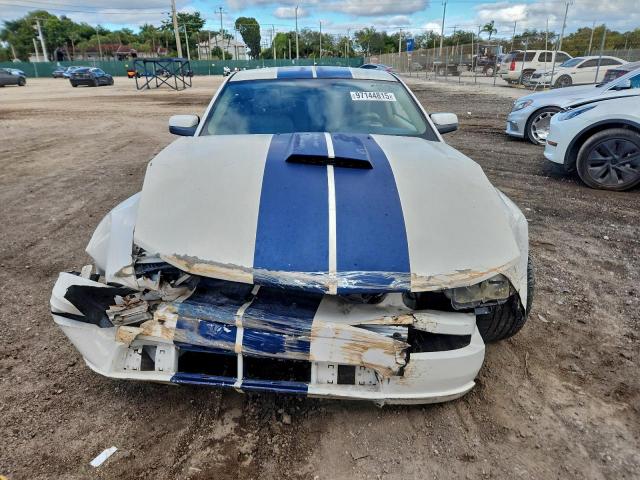 Ford Mustang Gt Image 6