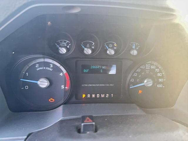 Ford F-550 Super Duty Image 2