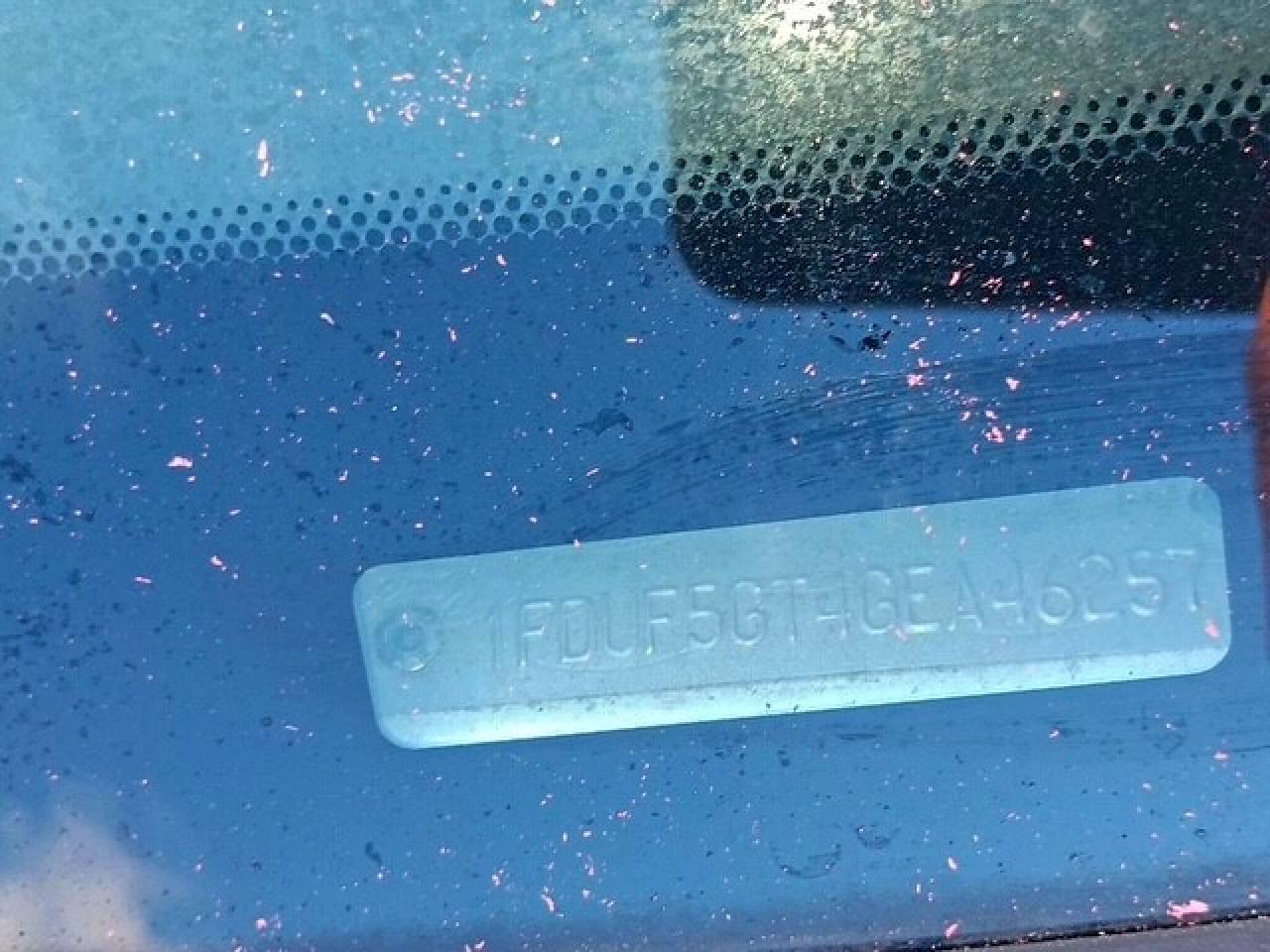 Ford F-550 Super Duty Image 7