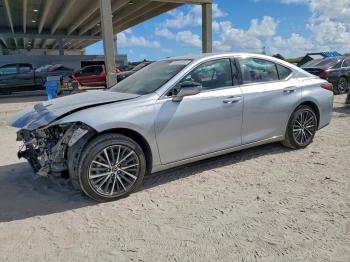  Salvage Lexus Es