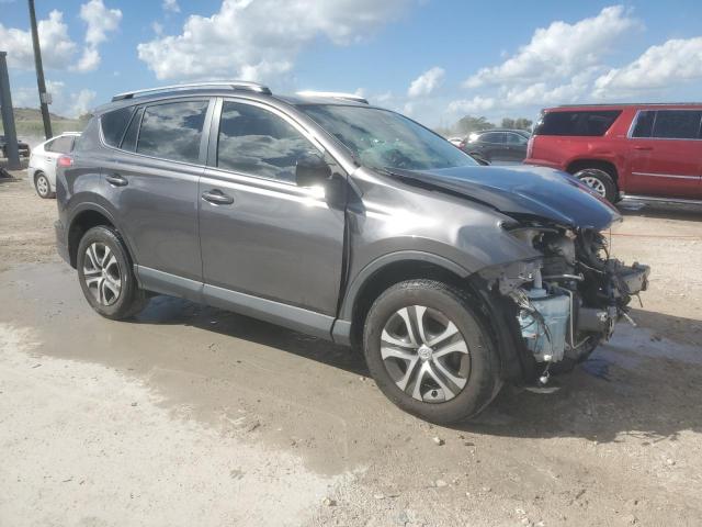 Toyota RAV4 Le Image 4