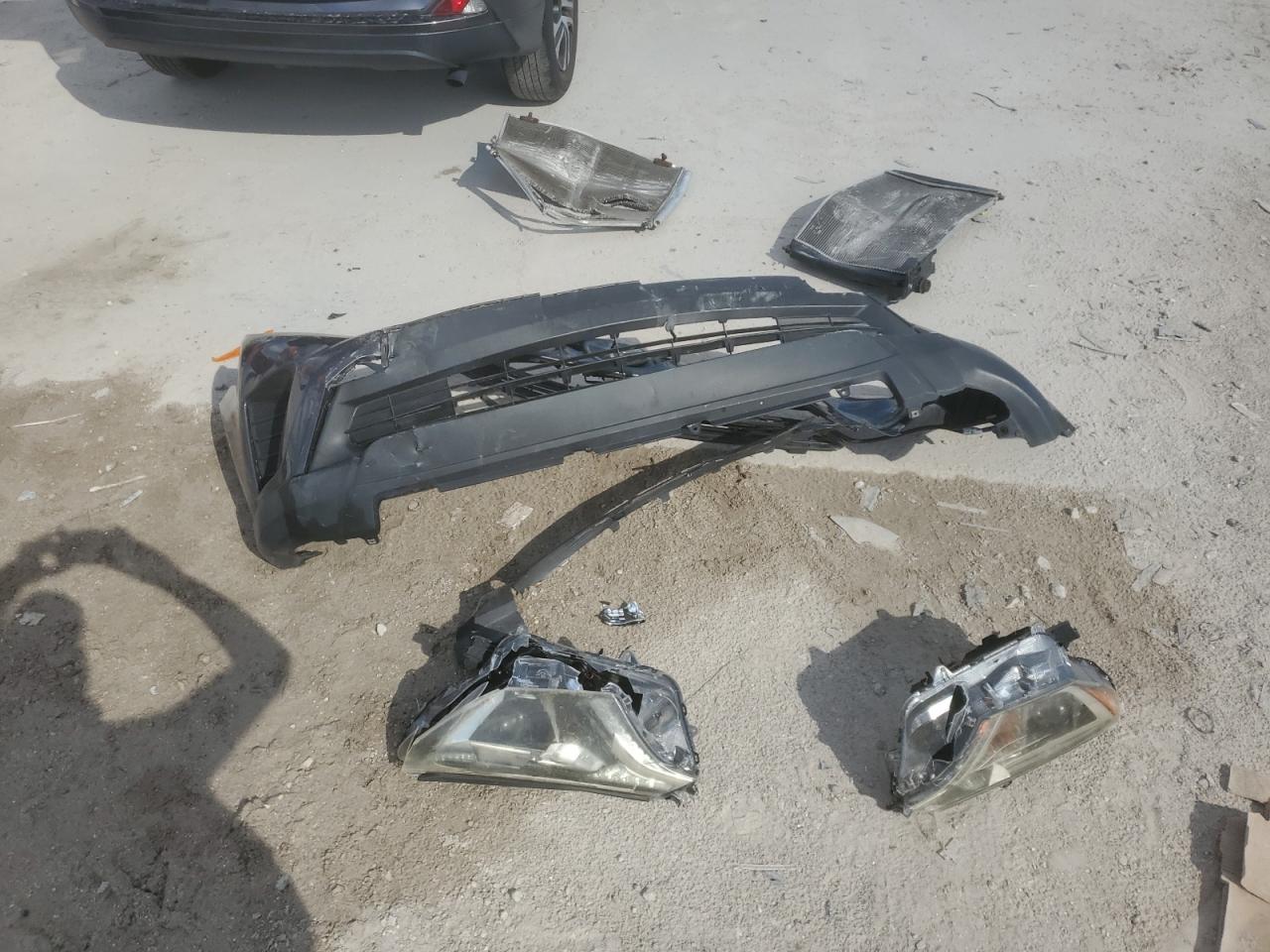 Toyota RAV4 Le Image 11