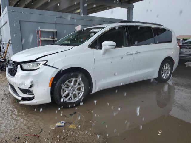  Salvage Chrysler Pacifica