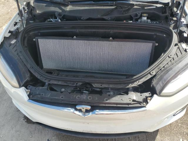 Tesla Model X Image 10