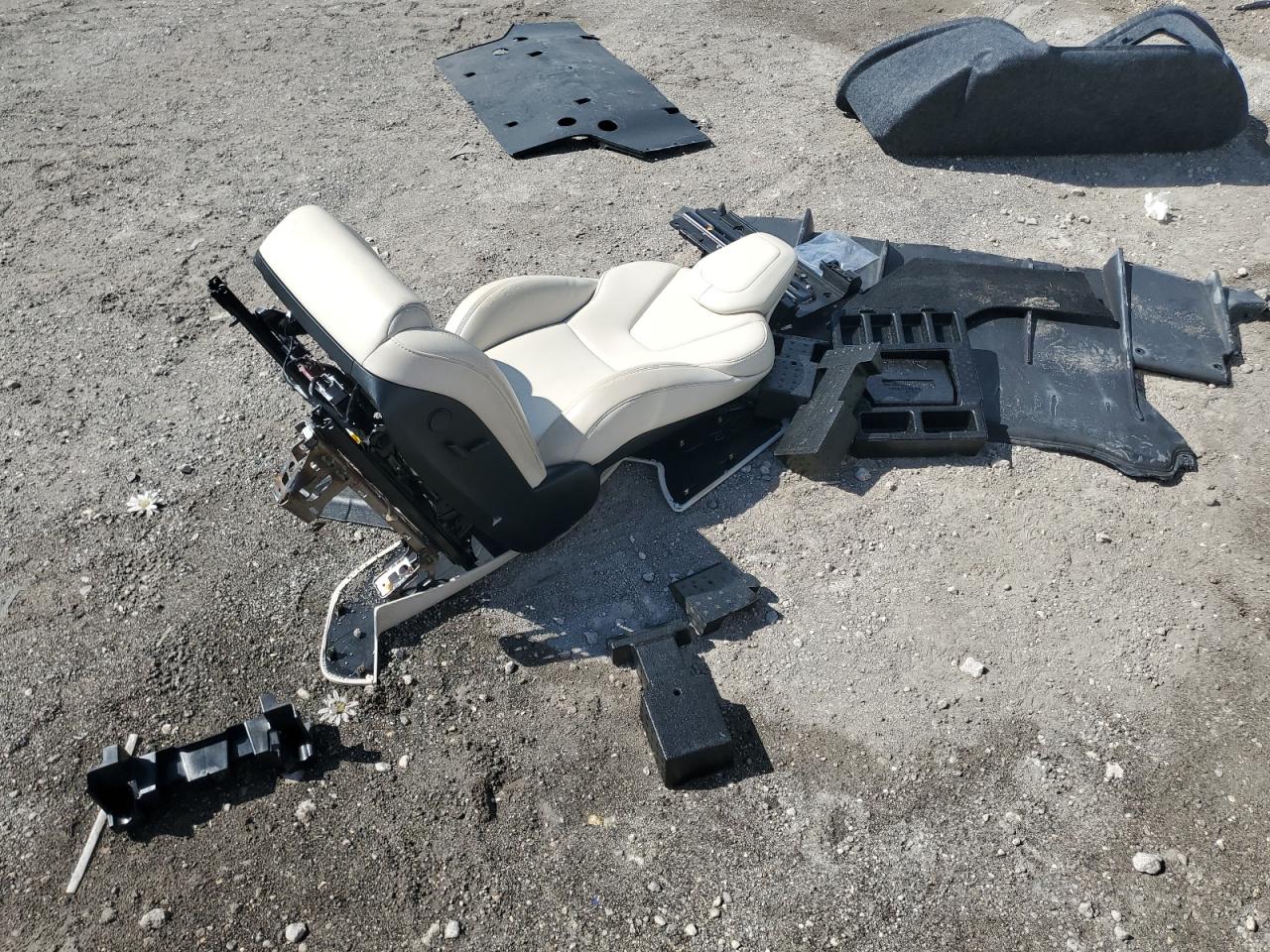 Tesla Model X Image 11