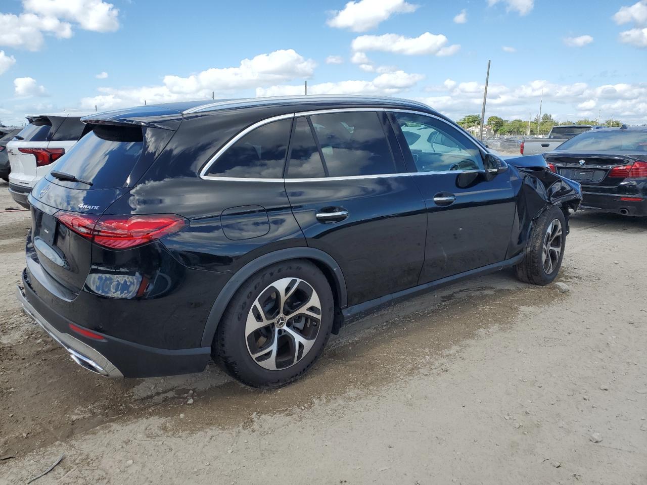 Mercedes-Benz GLC 350e Image 8